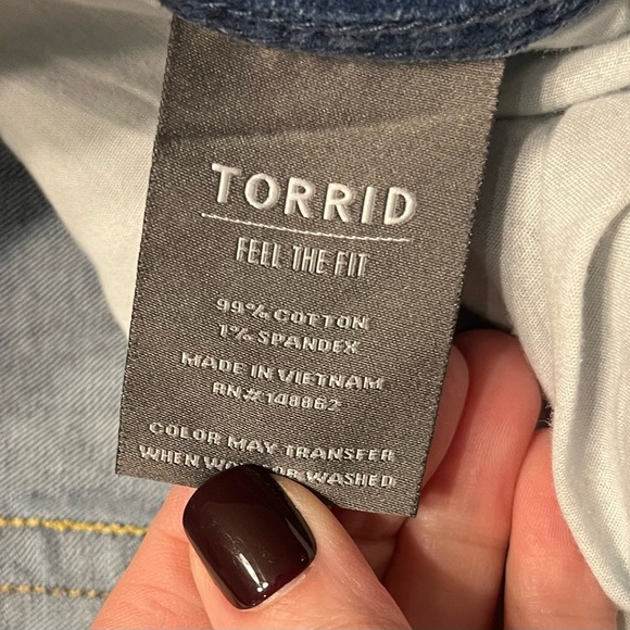 Torrid mid-rise flare jeans size 24S - Picture 7 of 8